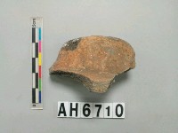 藏品(褐色夾砂陶把鈕)的圖片